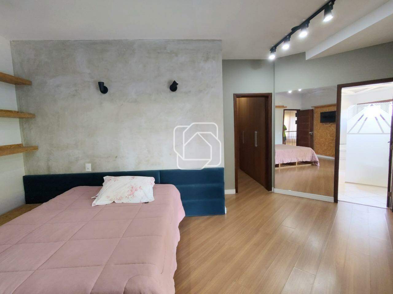 Casa de Condomínio à venda em Itu - SP - Parque Village Castelo: Suíte 2
