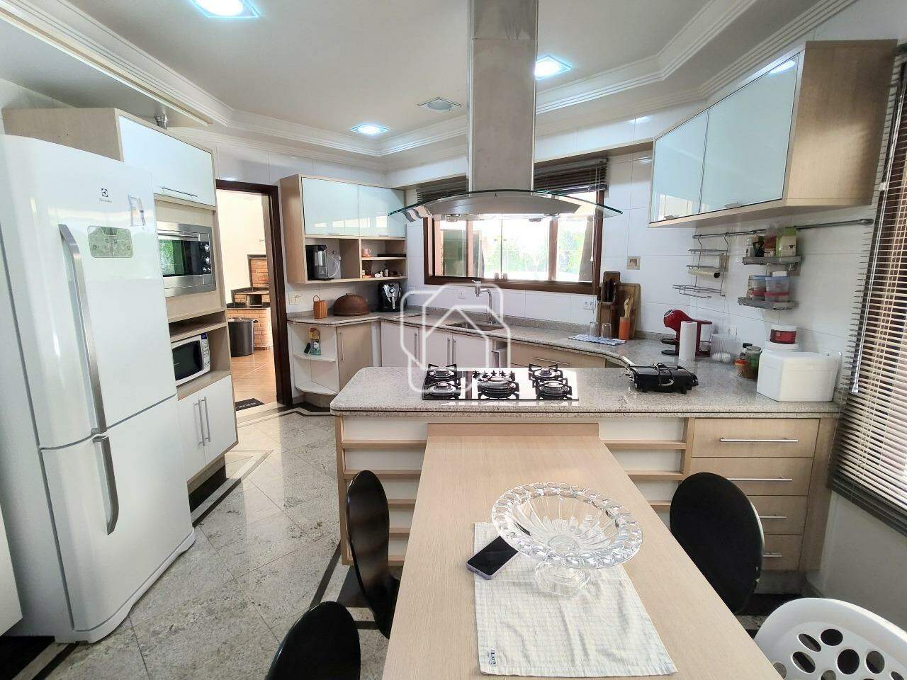 Casa de Condomínio à venda em Itu - SP - Parque Village Castelo: Cozinha