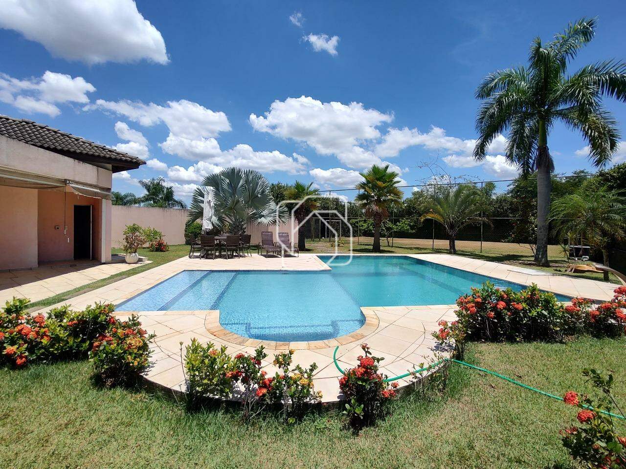 Casa de Condomínio à venda em Itu - SP - Parque Village Castelo: Piscina