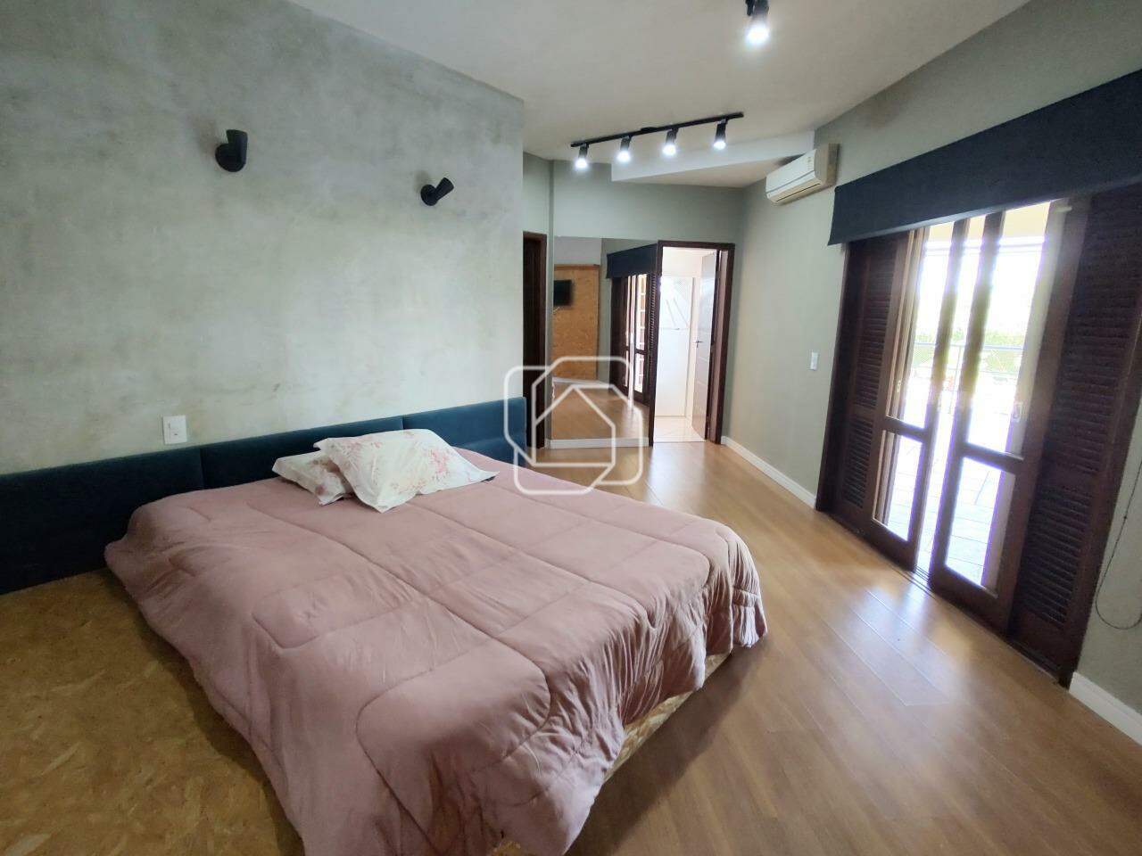 Casa de Condomínio à venda em Itu - SP - Parque Village Castelo: Suíte 2