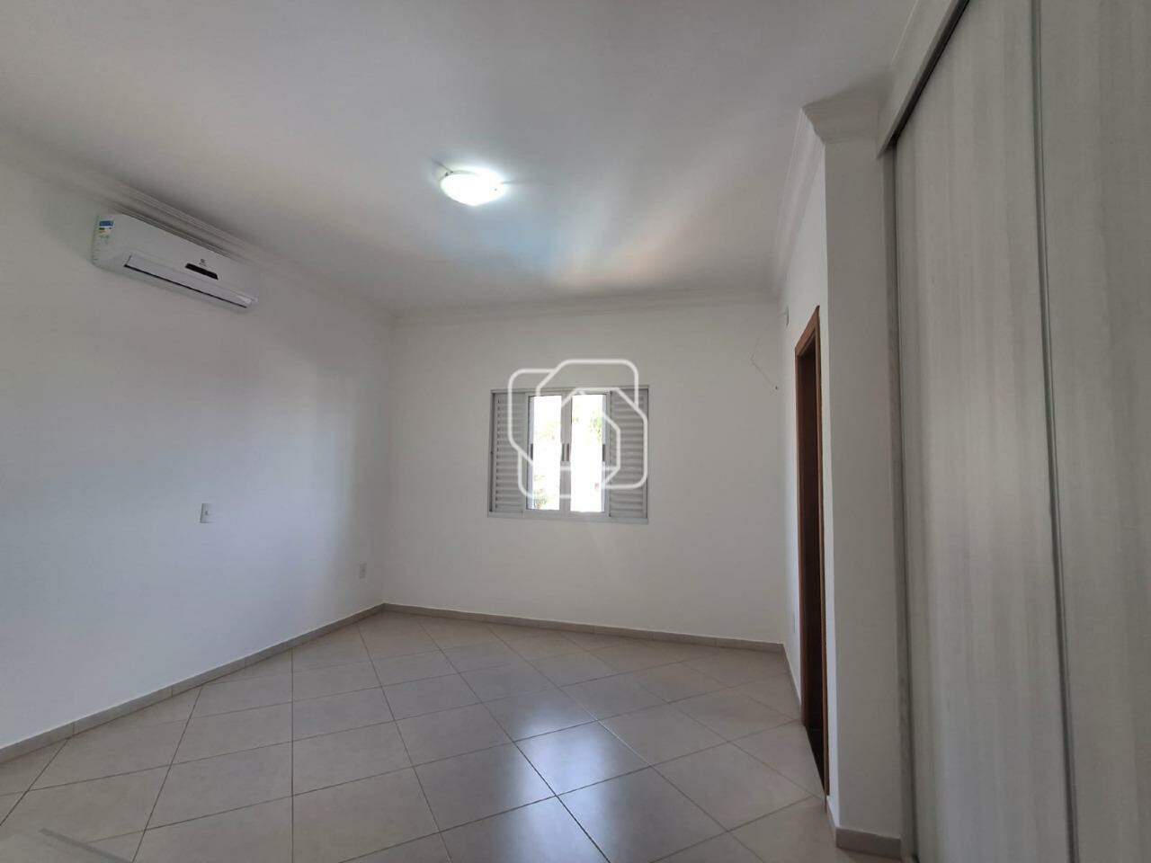 Casa de Condomínio para aluguel em Indaiatuba - SP - Jardim Residencial Santa Clara: Dormitório