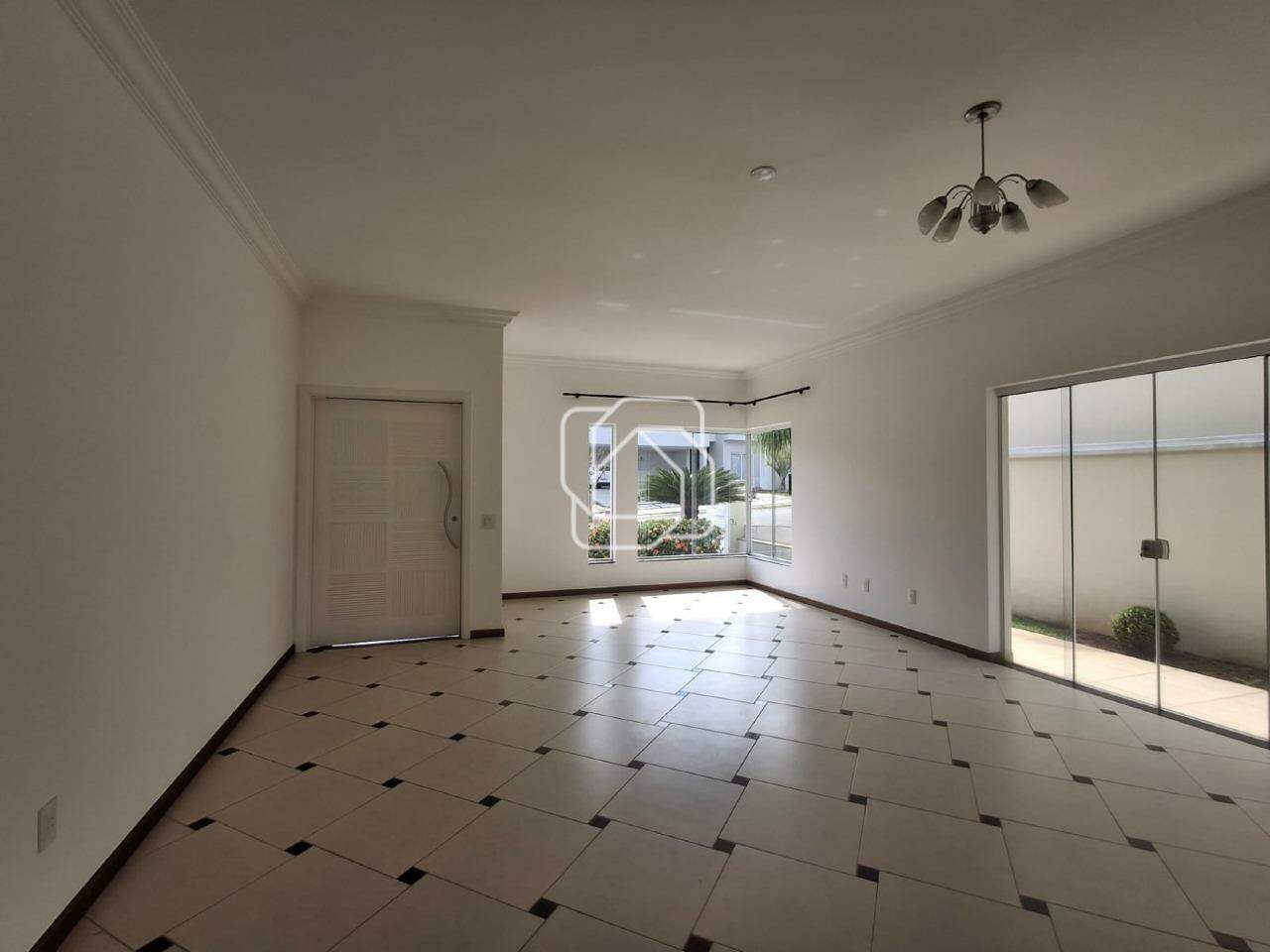 Casa de Condomínio para aluguel em Indaiatuba - SP - Jardim Residencial Santa Clara: Ambientes integrados