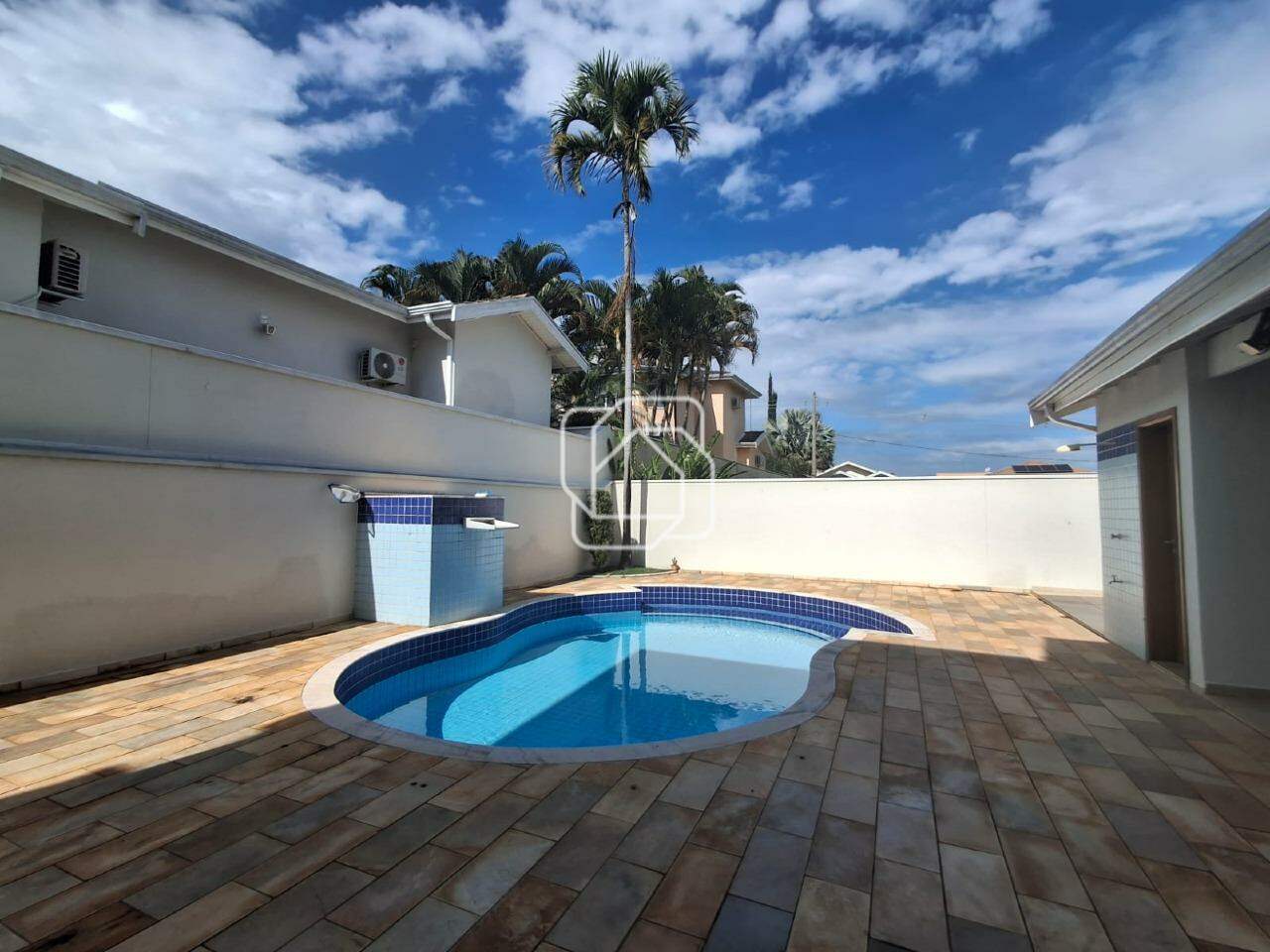 Casa de Condomínio para aluguel em Indaiatuba - SP - Jardim Residencial Santa Clara: Área da piscina