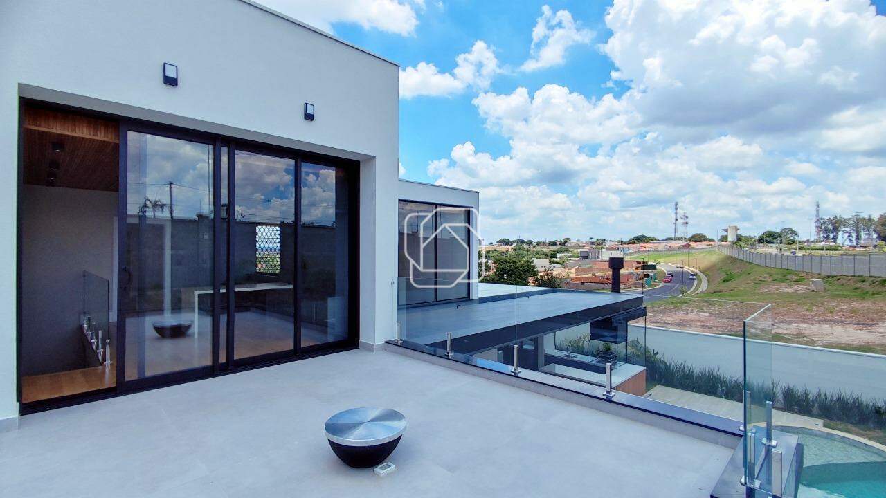 Casa de Condomínio à venda em Indaiatuba - SP - Parque Villa dos Pinheiros: Varanda