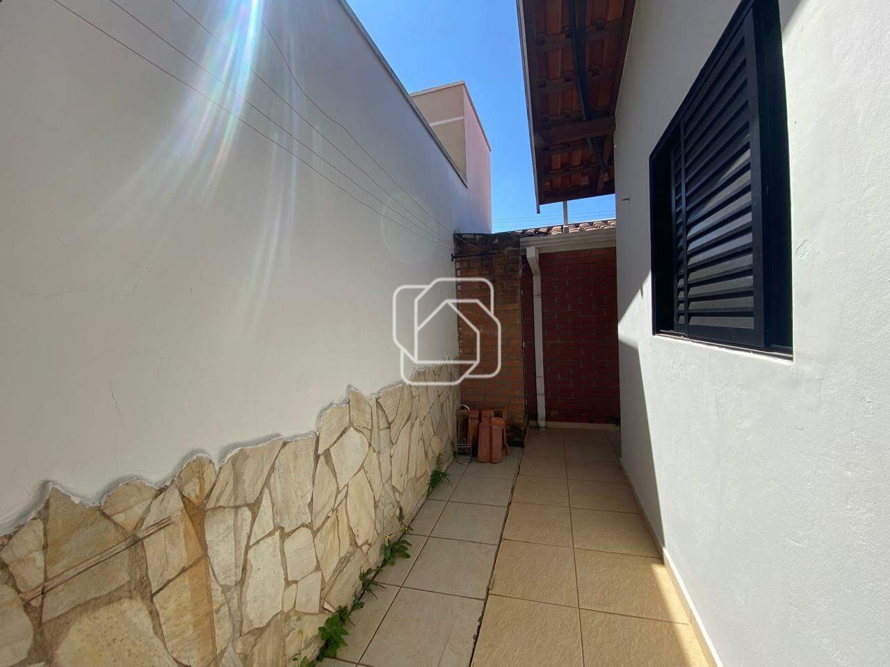Casa de Condomínio para aluguel em Indaiatuba - SP - Moradas de Itaici: Corredor