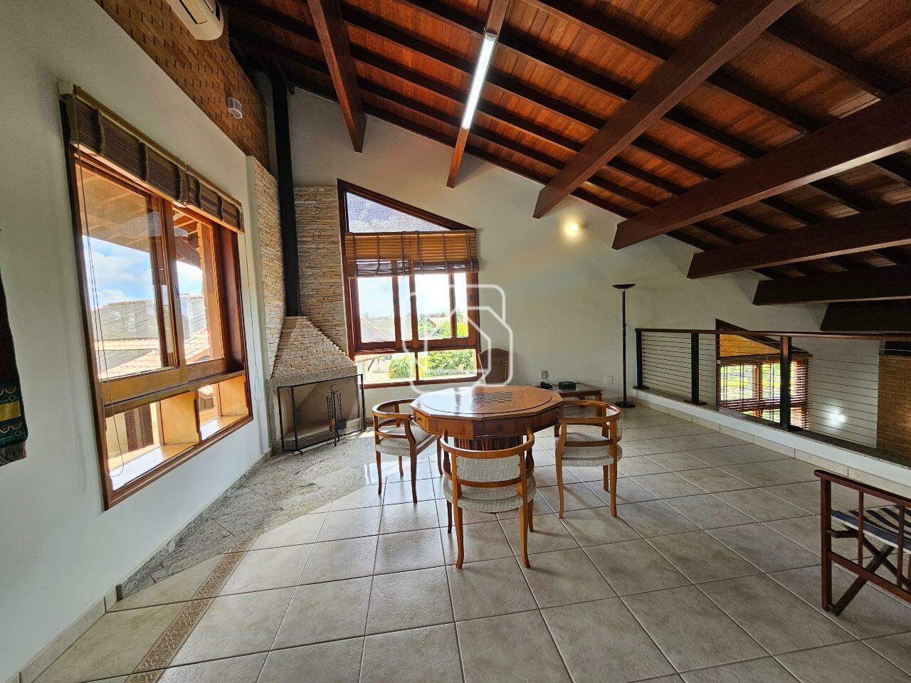Casa de Condomínio à venda em Indaiatuba - SP - Lagos de Shanadu: Sala de jogos
