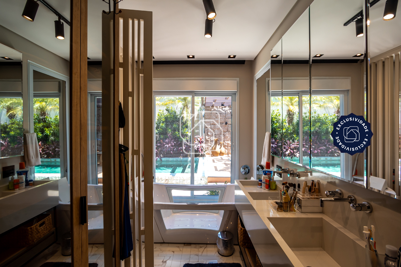 Casa de Condomínio à venda em Indaiatuba - SP - Jardim Vila Paradiso: Banheiro