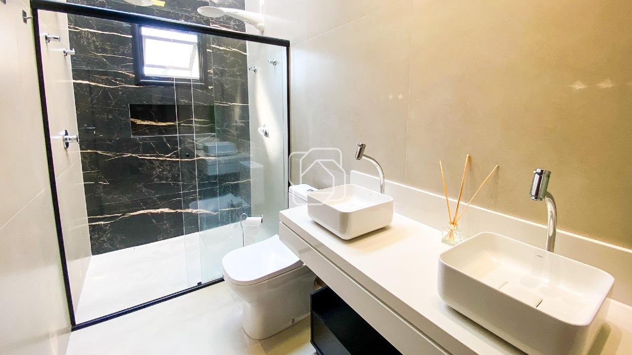 Casa de Condomínio à venda em Salto - SP - Residencial Lagos D’Icaraí: Banheiro