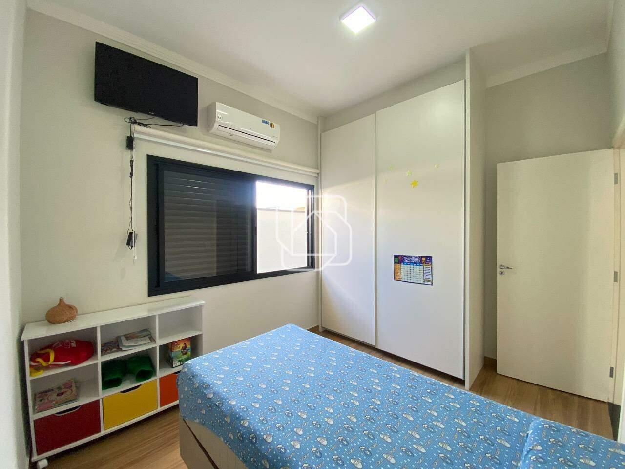Casa de Condomínio à venda em Salto - SP - Residencial Central Parque: Quarto