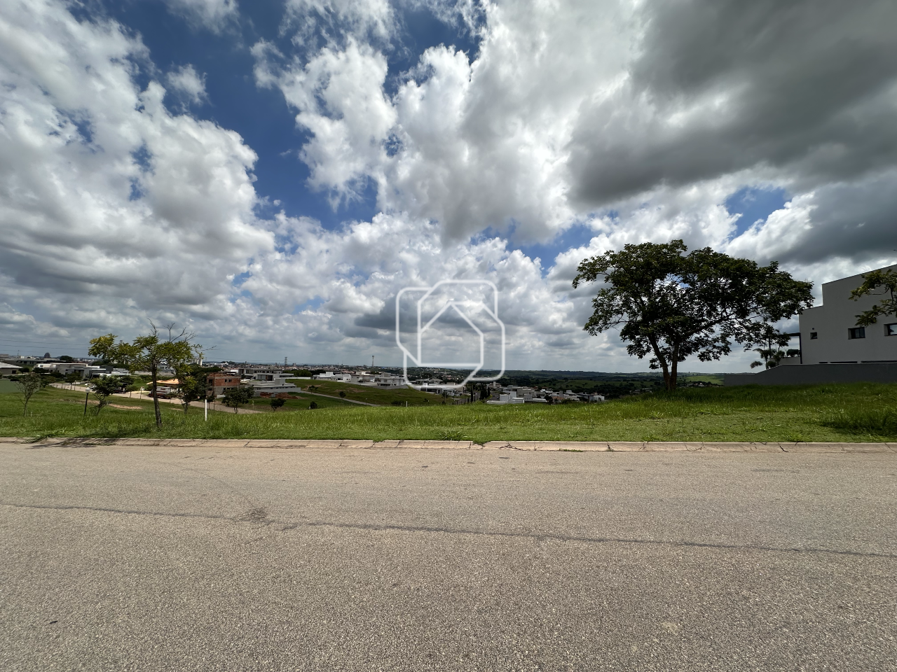 Terreno à venda em Itu - SP - Residencial Parque Campos de Santo Antônio II: 