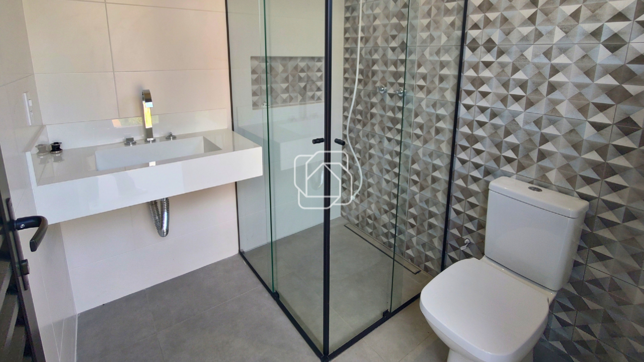 Casa de Condomínio à venda em Itu - SP - Alphaville Castelo Itu: Banheiro