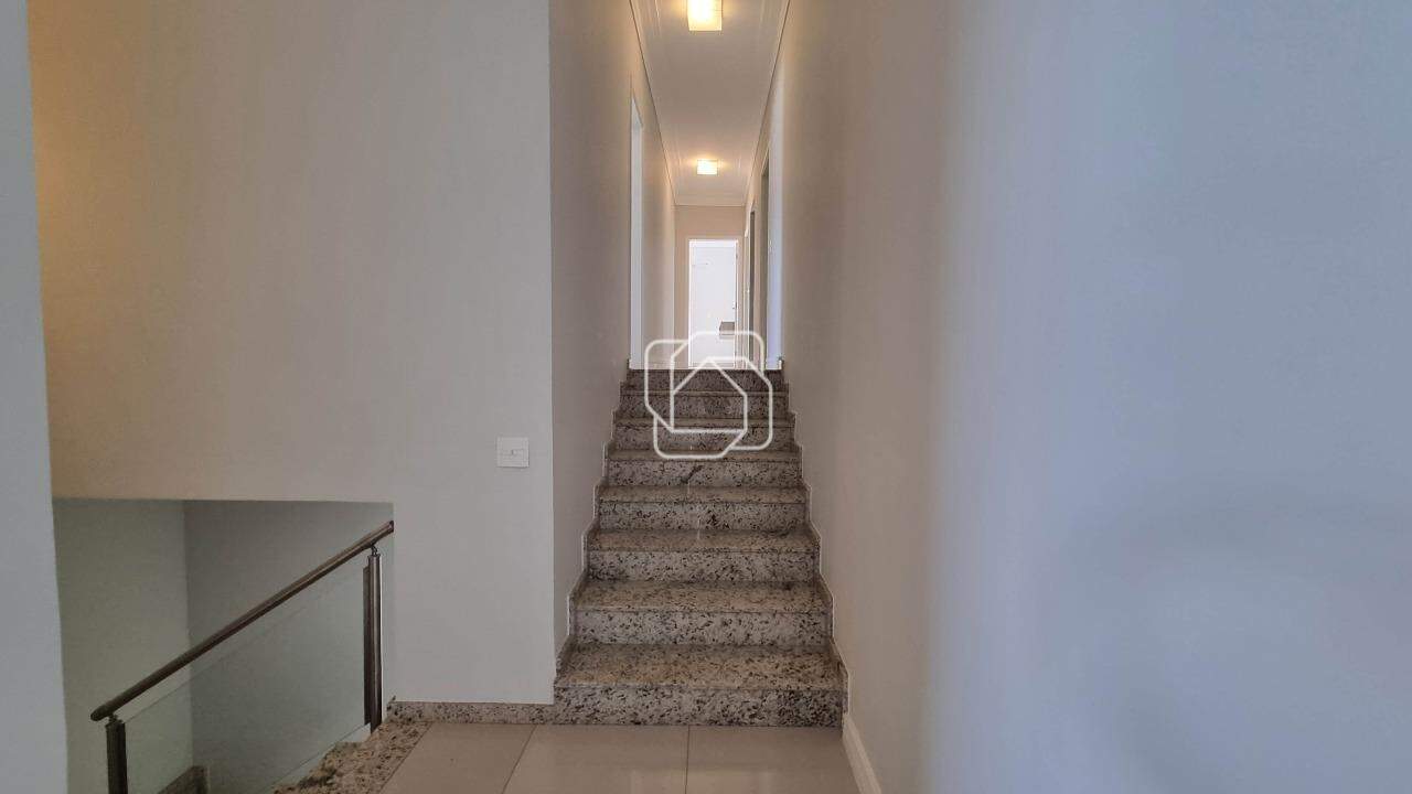 Casa de Condomínio para aluguel em Indaiatuba - SP - Condomínio Terra Magna: Corredor