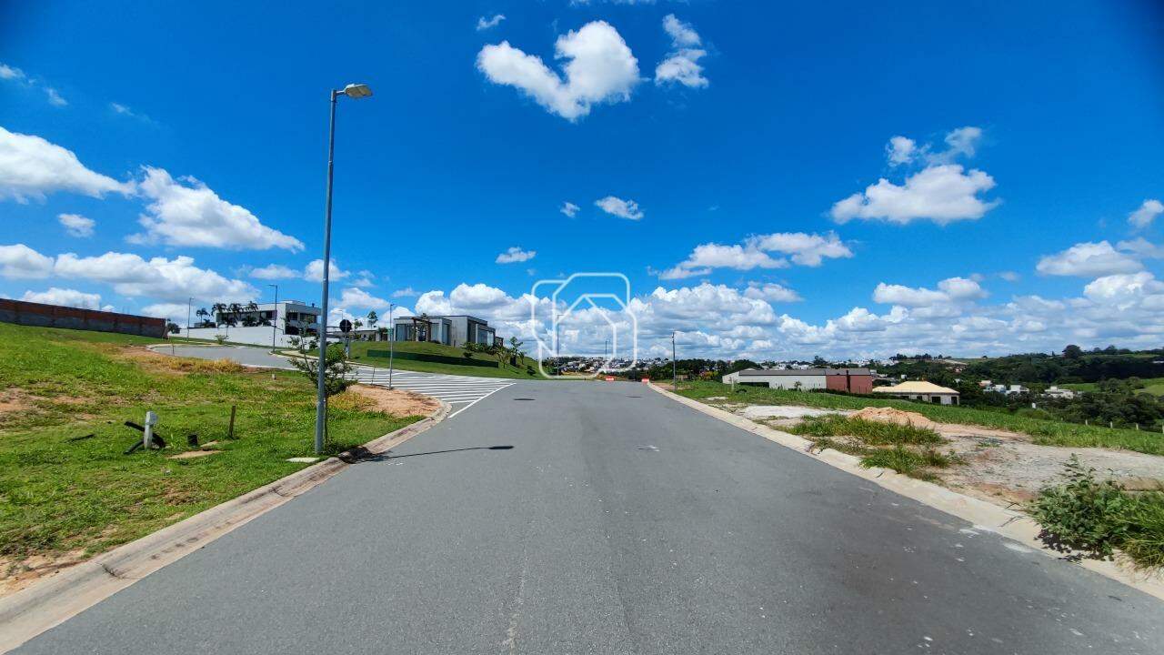 Terreno à venda em Indaiatuba - SP - Reserva Petrus: Rua do terreno