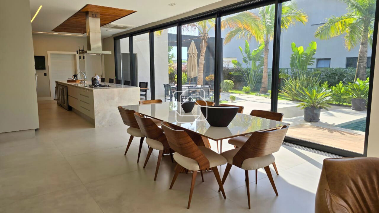 Casa de Condomínio à venda em Porto Feliz - SP - Fazenda Alvorada: Sala de jantar e cozinha