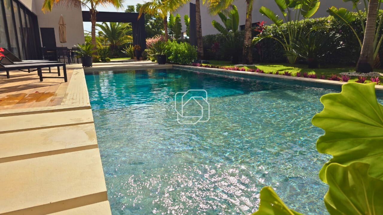 Casa de Condomínio à venda em Porto Feliz - SP - Fazenda Alvorada: Piscina