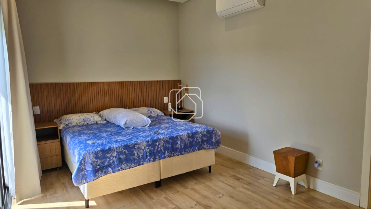 Casa de Condomínio à venda em Porto Feliz - SP - Fazenda Alvorada: Suíte