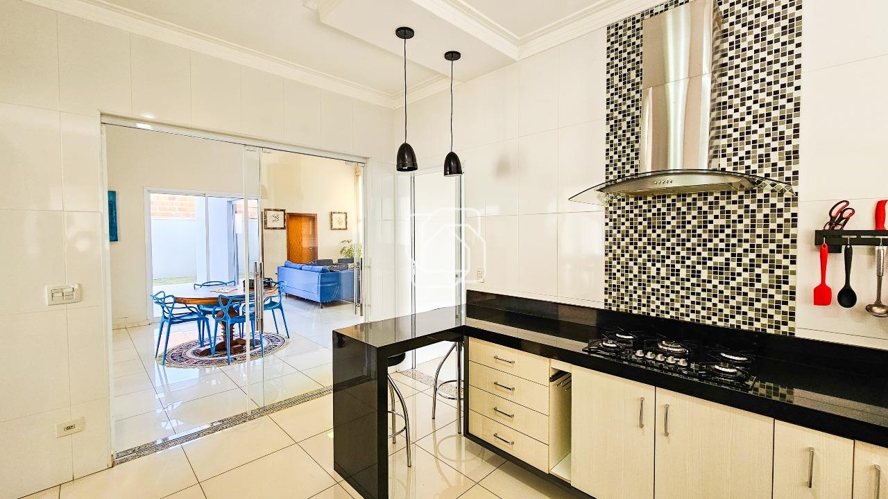 Casa de Condomínio à venda em Itu - SP - Residencial Parque Campos de Santo Antônio II: Cozinha