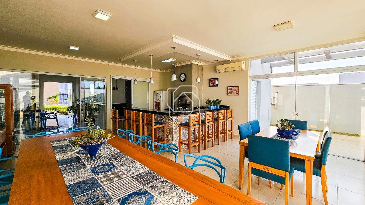 Casa de Condomínio à venda em Itu - SP - Residencial Parque Campos de Santo Antônio II: Mesa gourmet