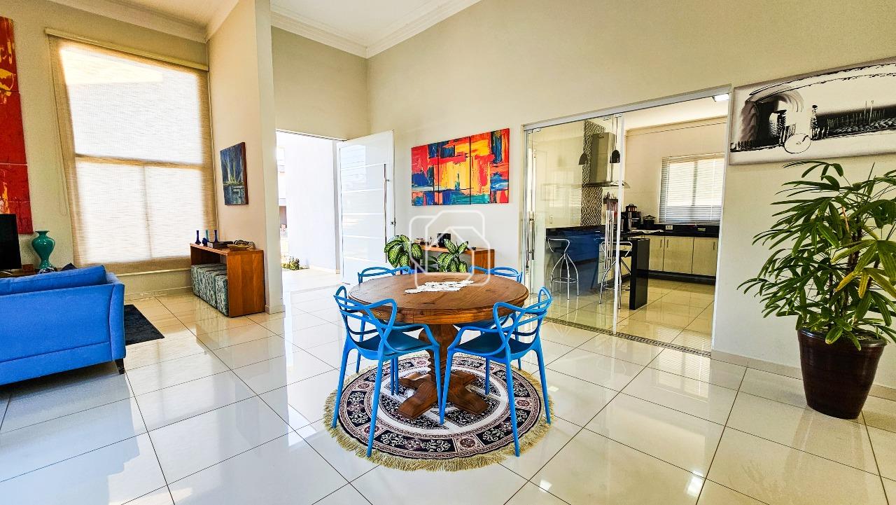 Casa de Condomínio à venda em Itu - SP - Residencial Parque Campos de Santo Antônio II: Hall de entrada