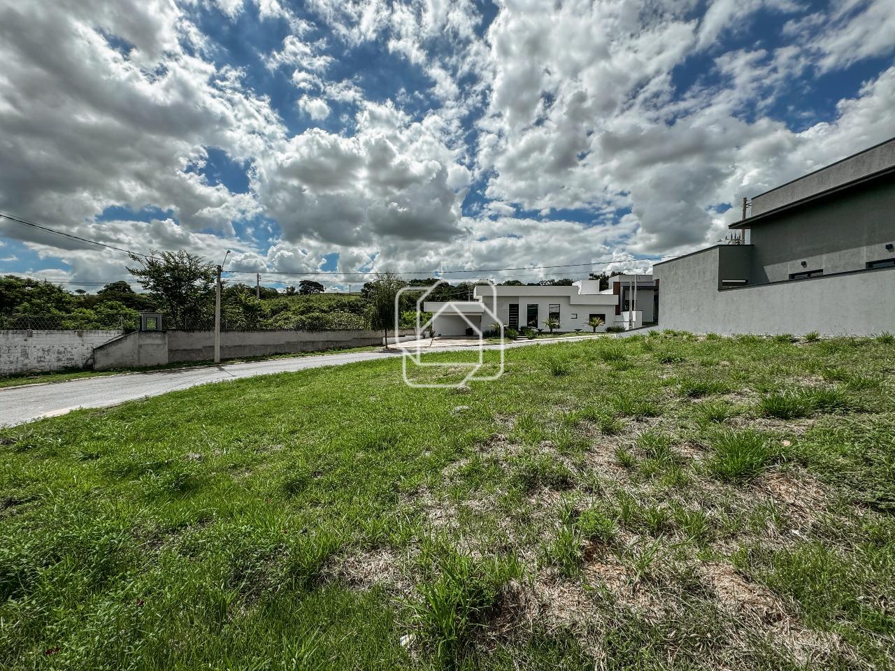 Terreno à venda em Itu - SP - Condomínio Gardenville: 