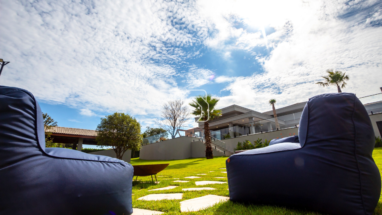 Casa de Condomínio à venda em Indaiatuba - SP - Recanto das Flores: Área externa