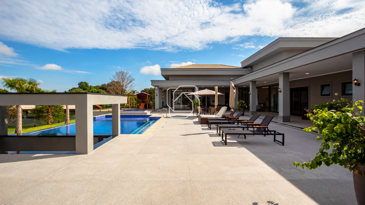 Casa de Condomínio à venda em Indaiatuba - SP - Recanto das Flores: Área externa