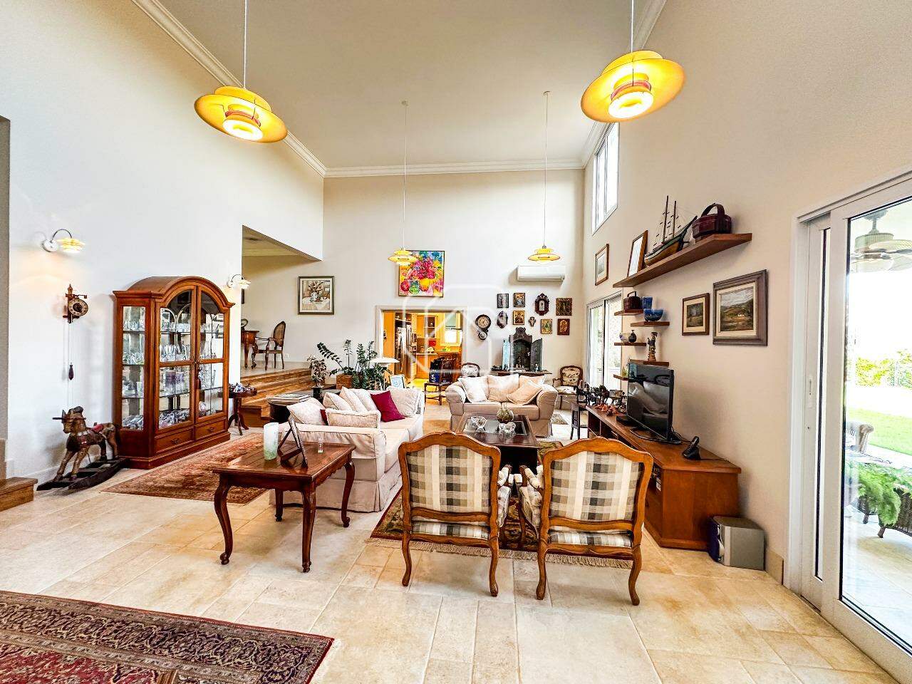 Casa de Condomínio à venda em Itu - SP - Jardim Plaza Atheneé: Sala