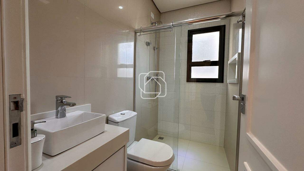 Casa de Condomínio à venda em Indaiatuba - SP - Jardim Maison Du Parc: Banheiro