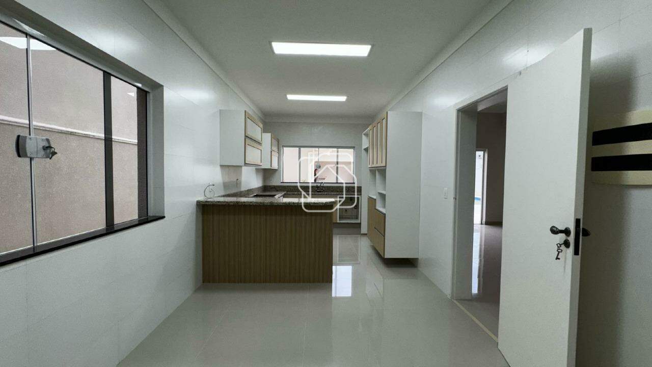 Casa de Condomínio para aluguel em Indaiatuba - SP - Vila Borghese: Cozinha