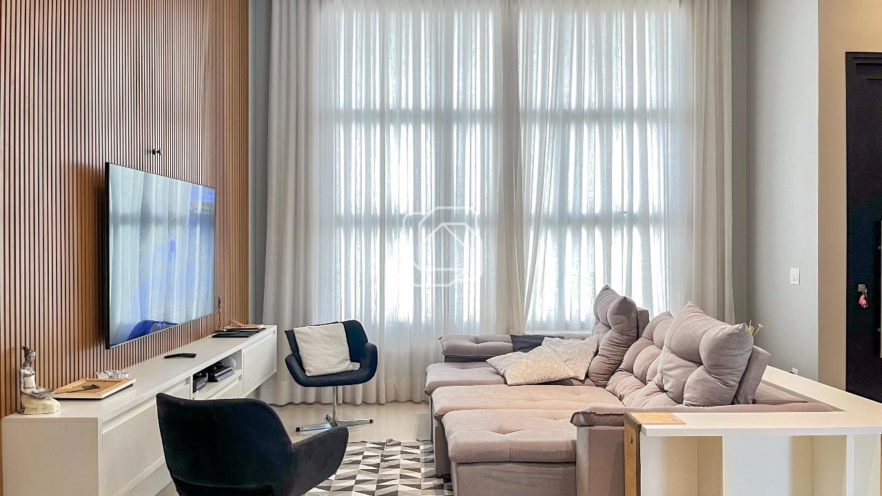 Casa de Condomínio à venda em Indaiatuba - SP - Jardim Residencial Dona Lucilla: Sala de estar