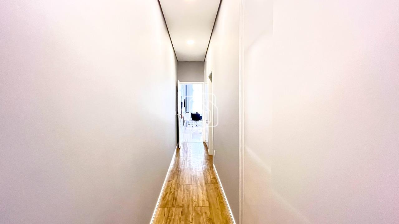 Casa de Condomínio à venda em Indaiatuba - SP - Jardim Residencial Dona Lucilla: Corredor