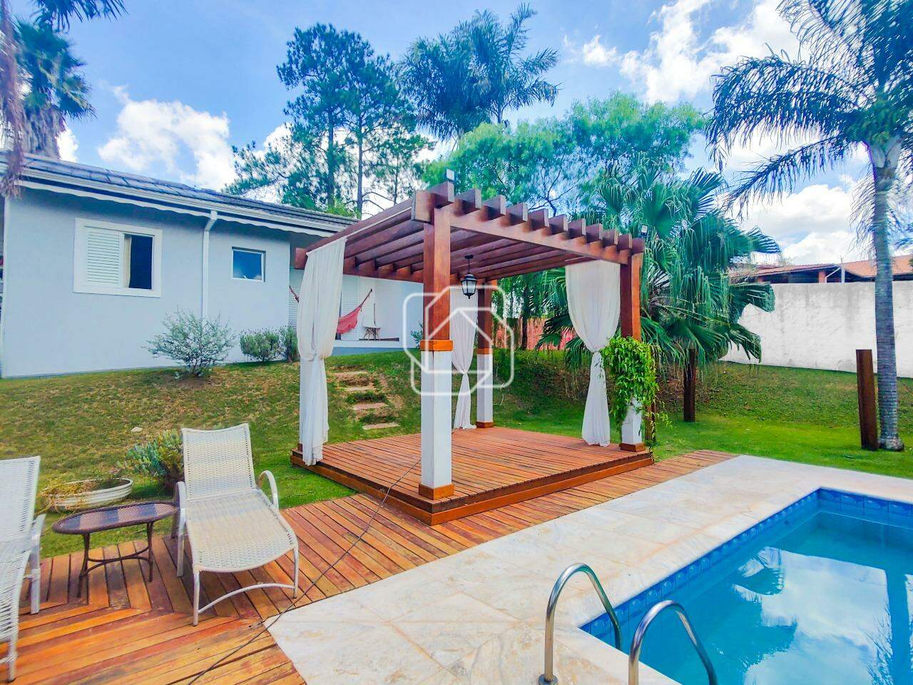 Casa de Condomínio à venda em Itu - SP - Condomínio City Castelo: Piscina e área externa