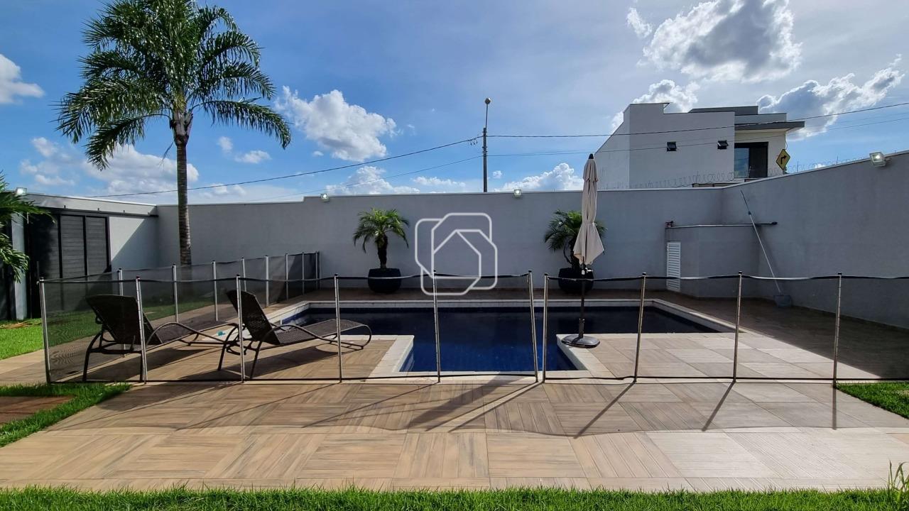 Casa de Condomínio para aluguel em Indaiatuba - SP - Jardim dos Lagos: Área da piscina