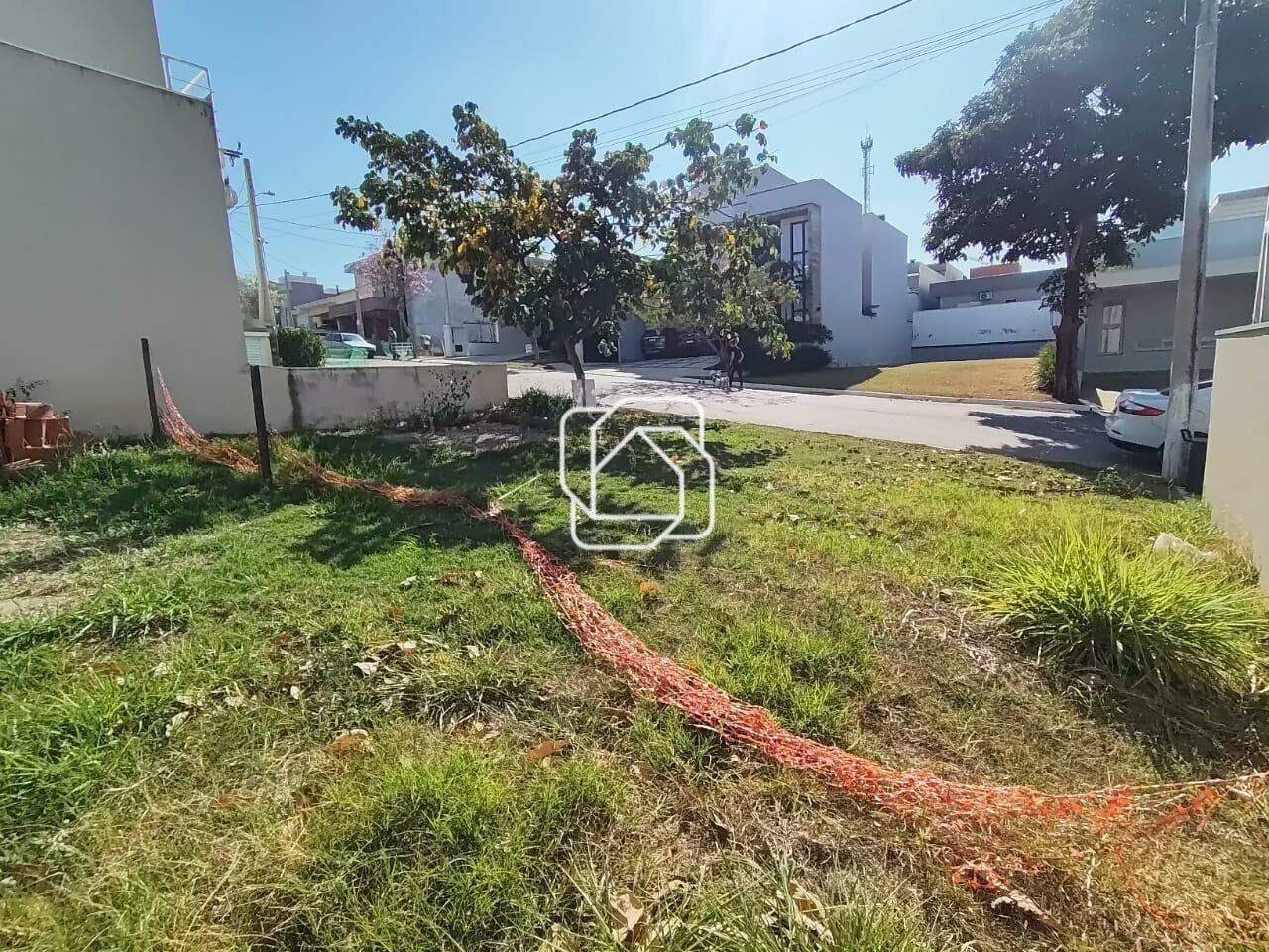 Terreno à venda em Itu - SP - Condomínio Residencial Mont Blanc: 