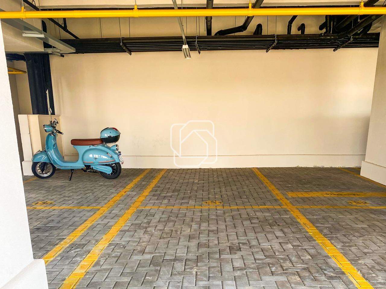 Apartamento para aluguel em Indaiatuba - SP - Residencial Authoria: Garagem
