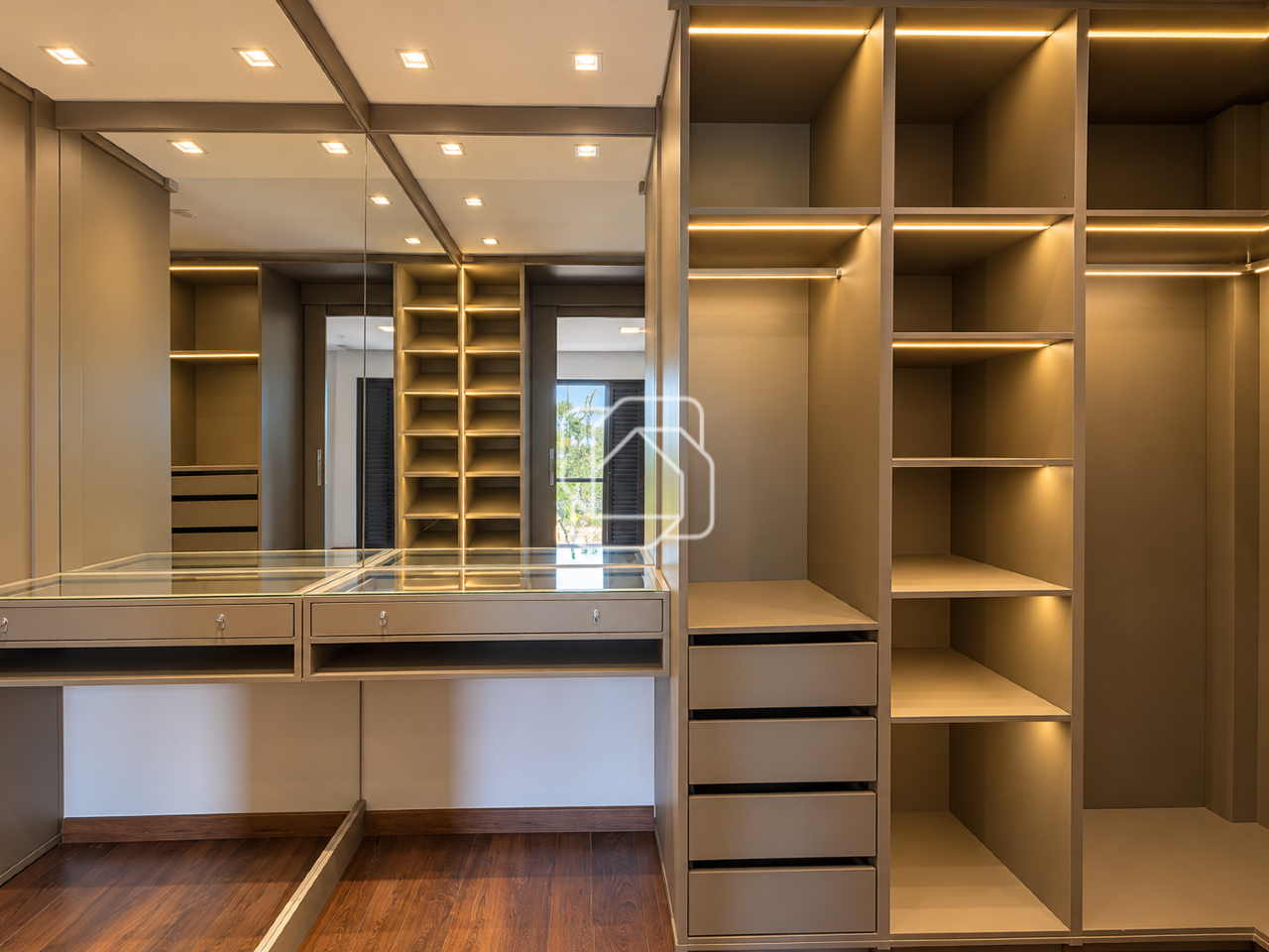 Casa de Condomínio para aluguel em Indaiatuba - SP - Jardim Residencial Alto de Itaici: 