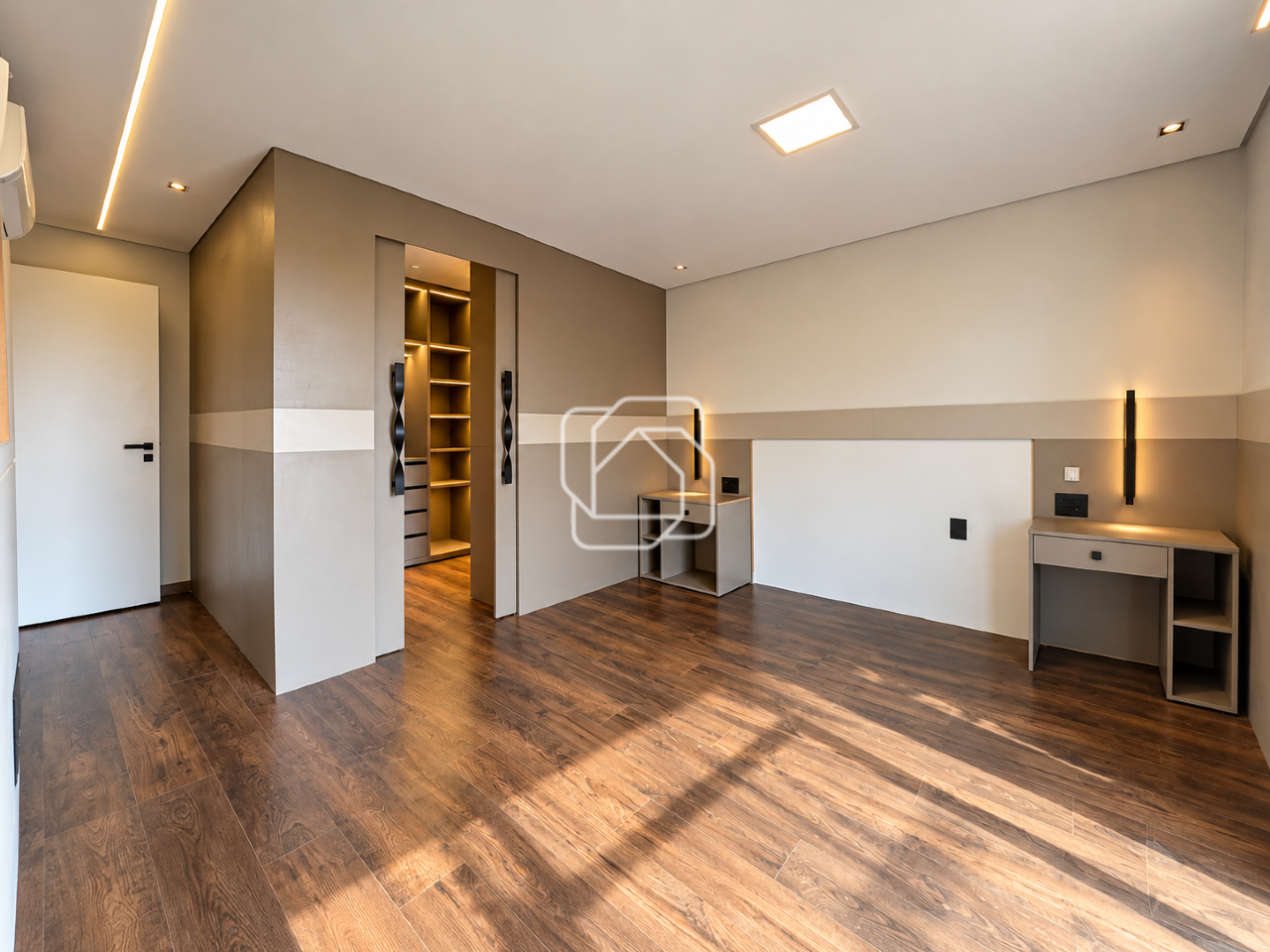 Casa de Condomínio para aluguel em Indaiatuba - SP - Jardim Residencial Alto de Itaici: 