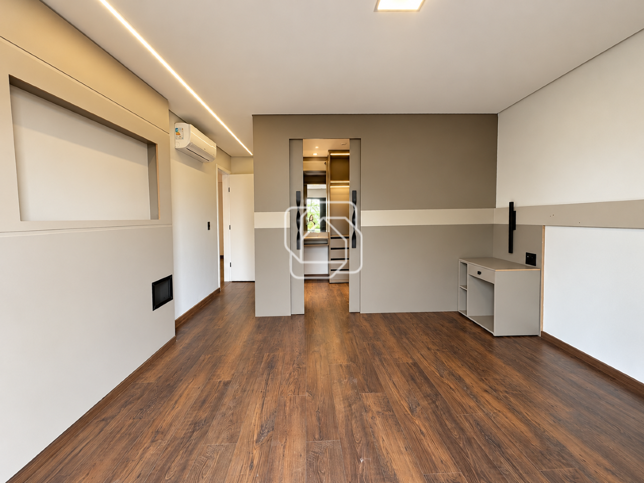 Casa de Condomínio para aluguel em Indaiatuba - SP - Jardim Residencial Alto de Itaici: 