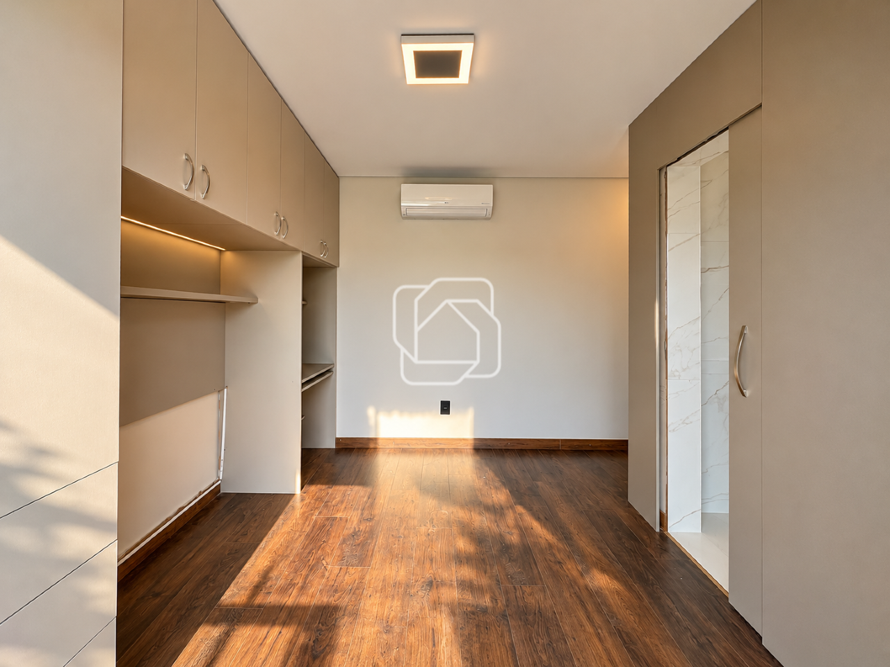 Casa de Condomínio para aluguel em Indaiatuba - SP - Jardim Residencial Alto de Itaici: 