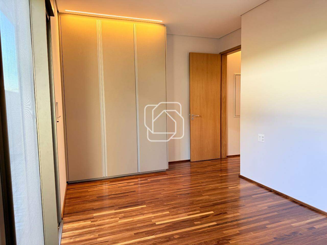 Casa de Condomínio à venda em Itu - SP - Condomínio Villas do Golfe: Suíte 