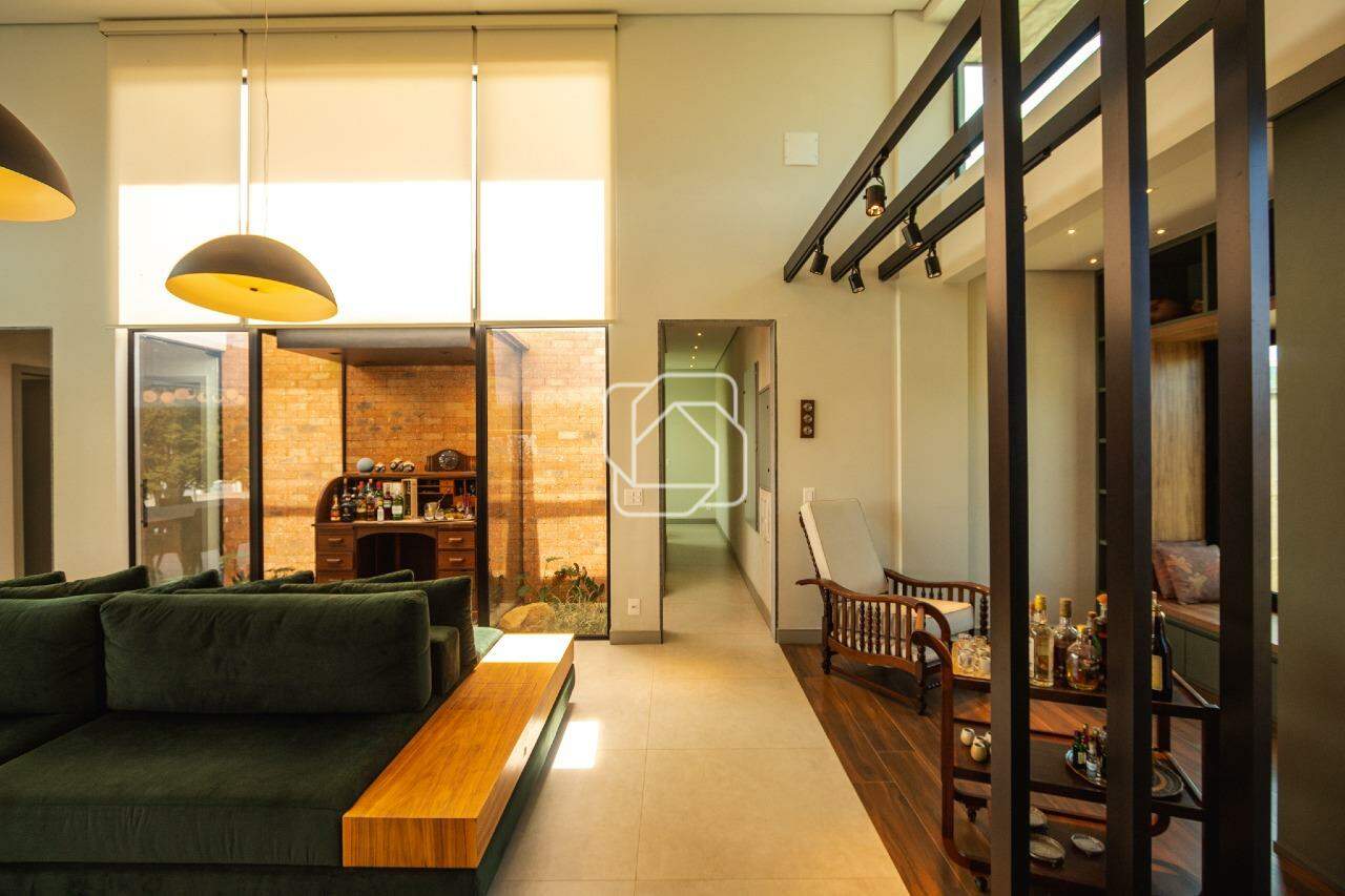 Casa de Condomínio à venda em Indaiatuba - SP - Jardim Indaiatuba Golf: Sala de estar 