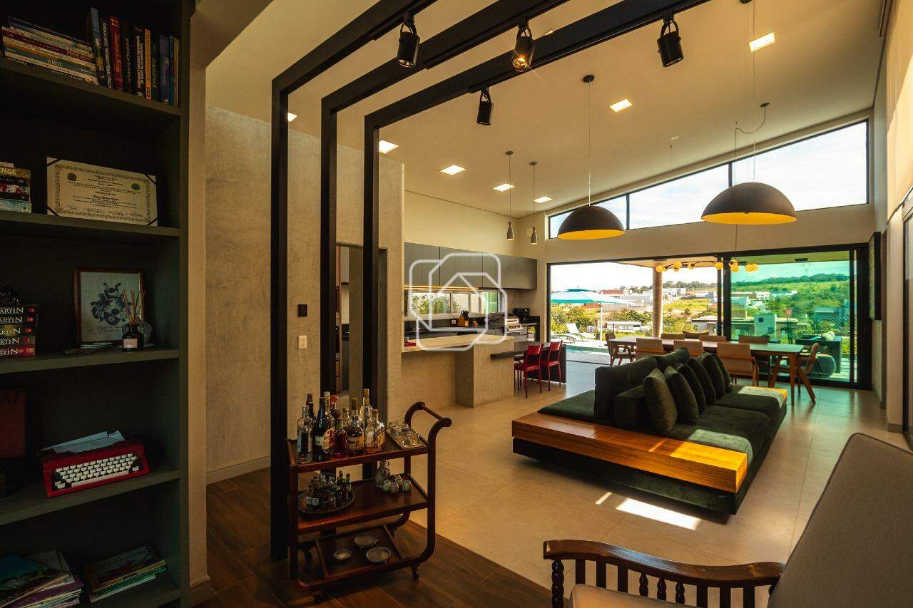 Casa de Condomínio à venda em Indaiatuba - SP - Jardim Indaiatuba Golf: Sala de estar 