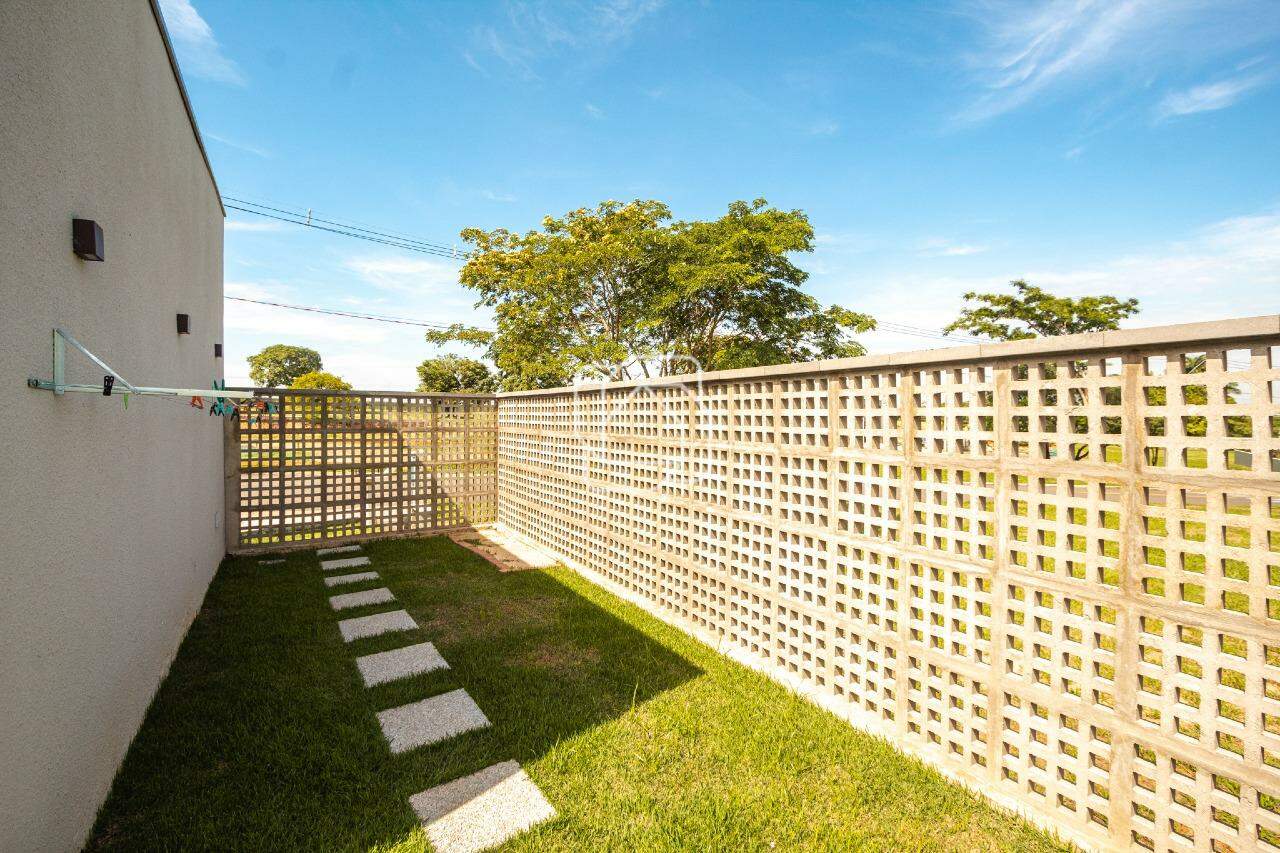 Casa de Condomínio à venda em Indaiatuba - SP - Jardim Indaiatuba Golf: Área externa