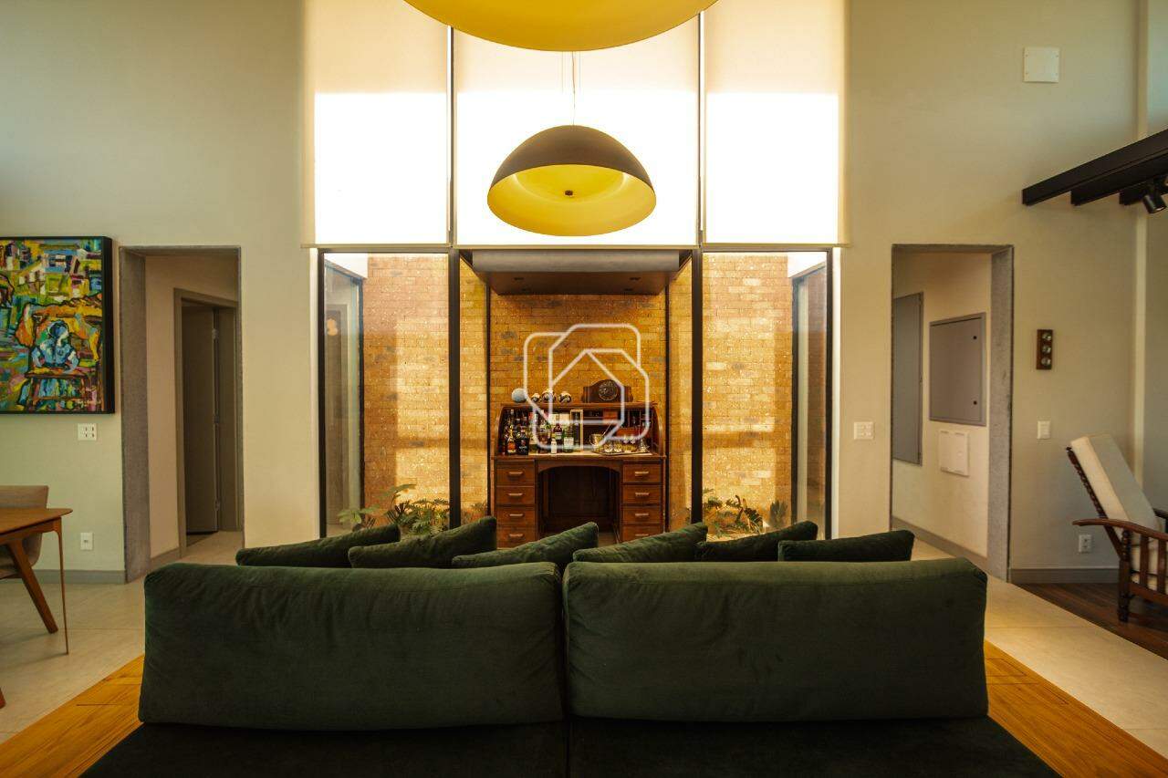 Casa de Condomínio à venda em Indaiatuba - SP - Jardim Indaiatuba Golf: Sala de estar 