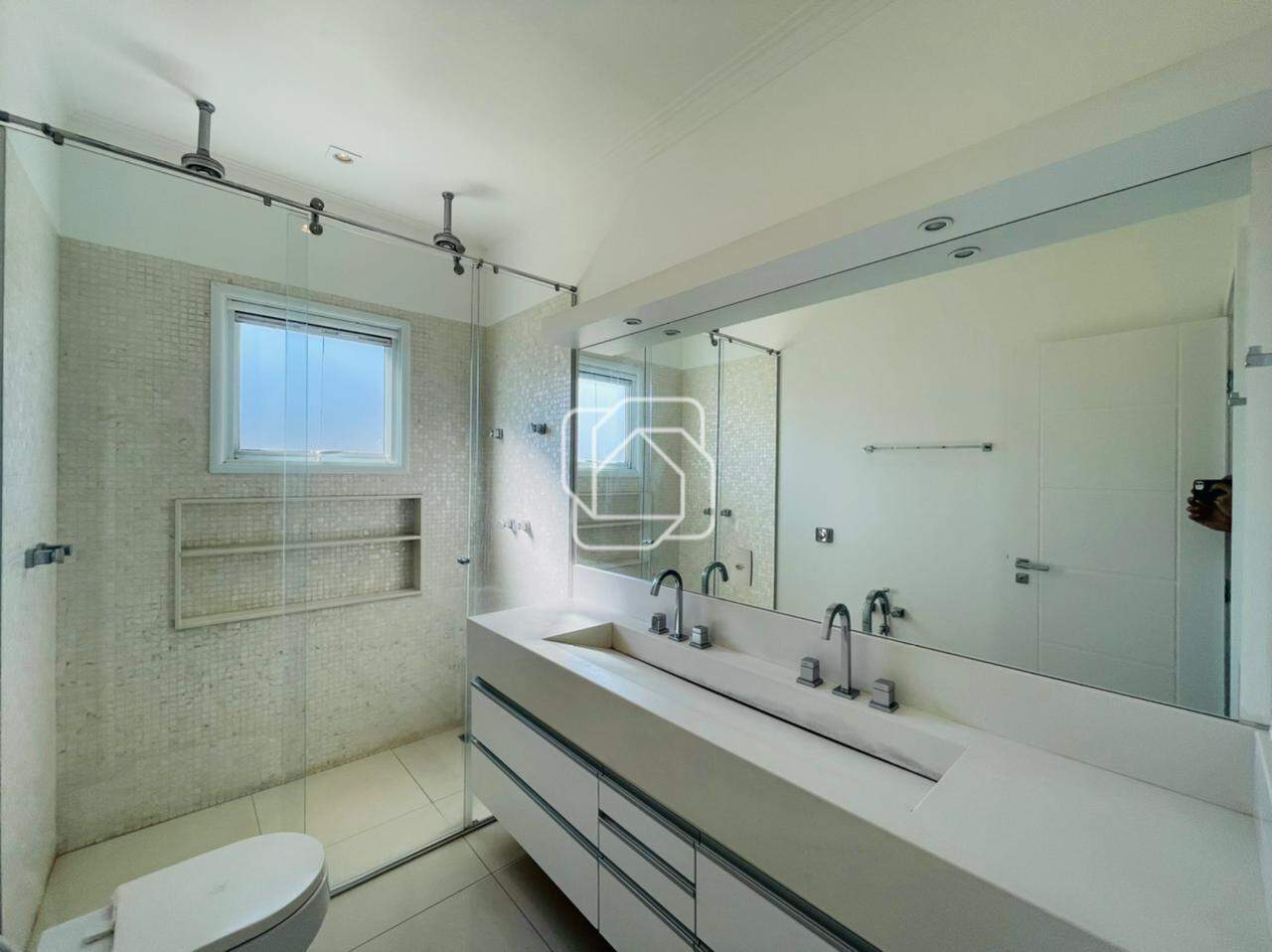 Casa de Condomínio para aluguel em Indaiatuba - SP - Jardim Vila Paradiso: Banheiro