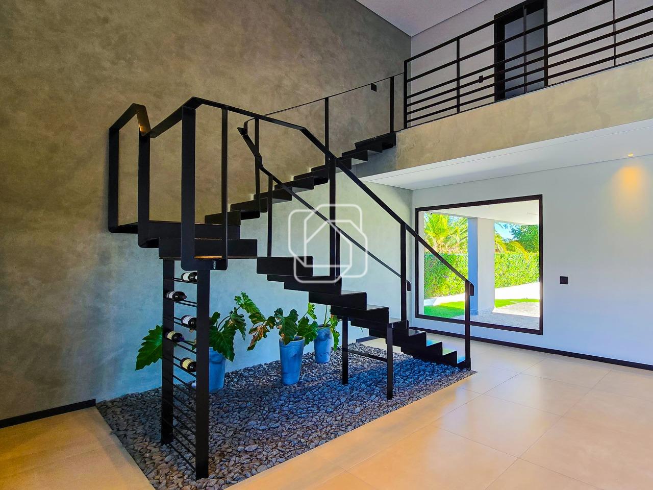 Casa de Condomínio à venda em Porto Feliz - SP - Fazenda Alvorada: Escada