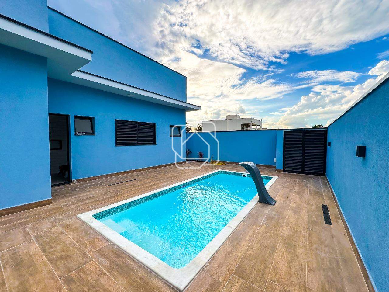 Casa de Condomínio à venda em Salto - SP - Portal dos Bandeirantes: Piscina