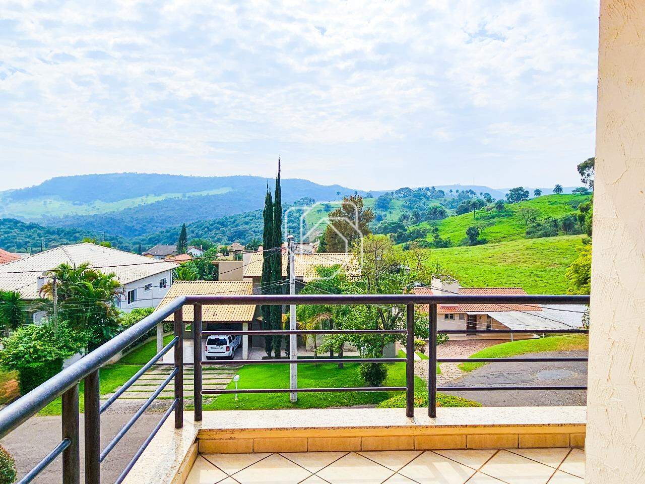 Casa de Condomínio à venda em Itu - SP - Condomínio Campos de Santo Antônio: Vista da suíte master