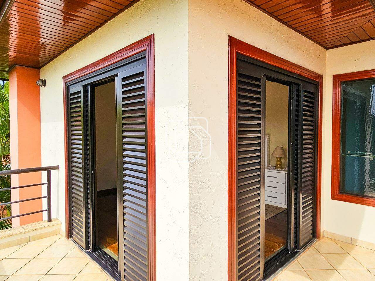 Casa de Condomínio à venda em Itu - SP - Condomínio Campos de Santo Antônio: Varanda da suíte master