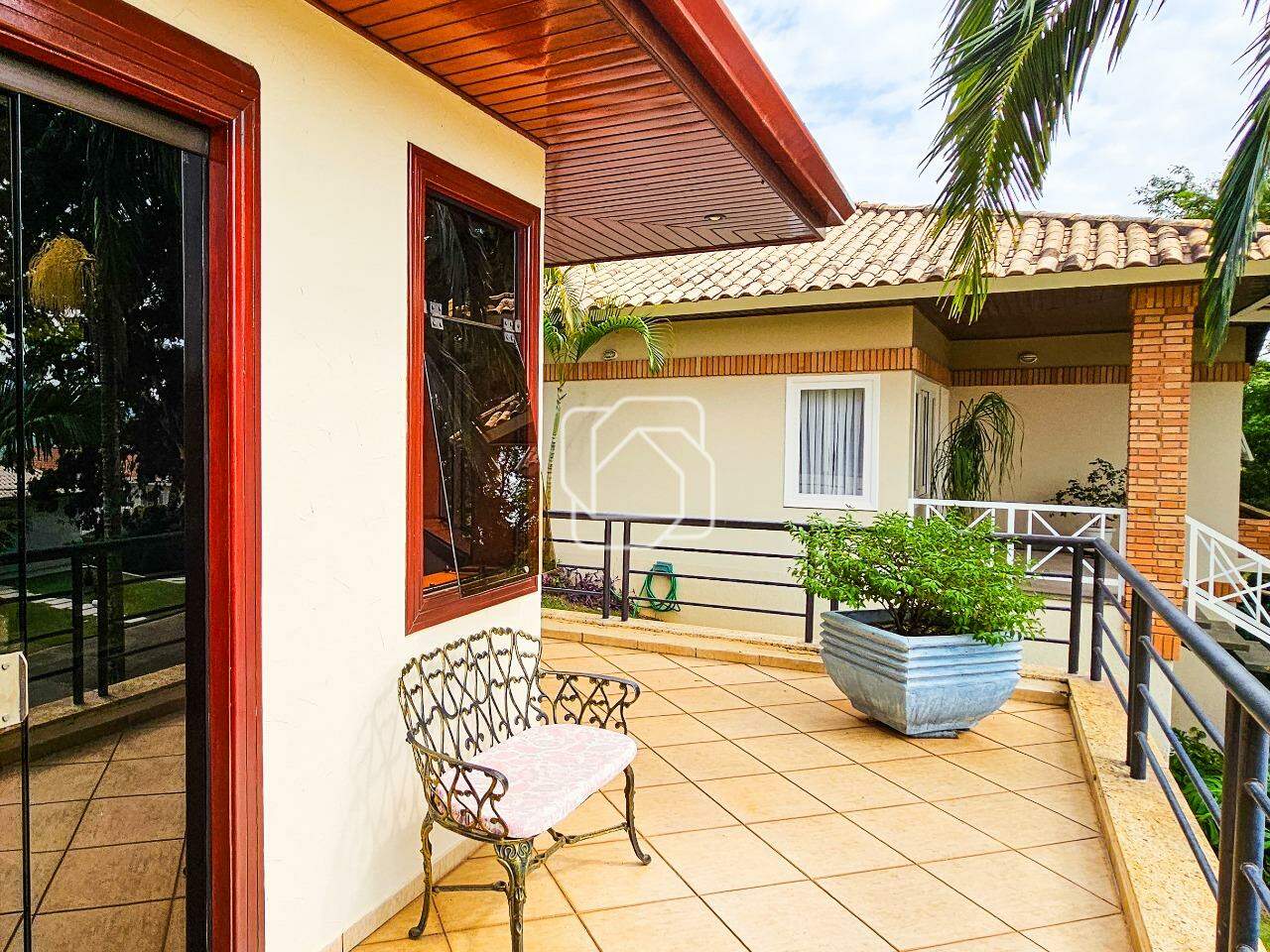 Casa de Condomínio à venda em Itu - SP - Condomínio Campos de Santo Antônio: Varanda do primeiro piso